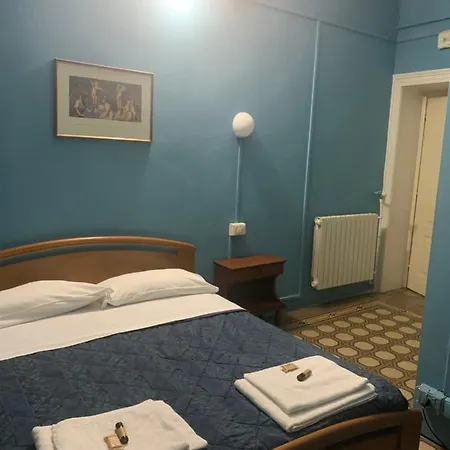 Leon Doro فندق *