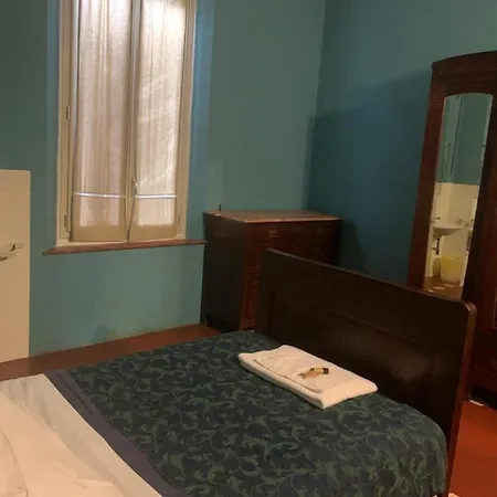 Leon Doro فندق بارما